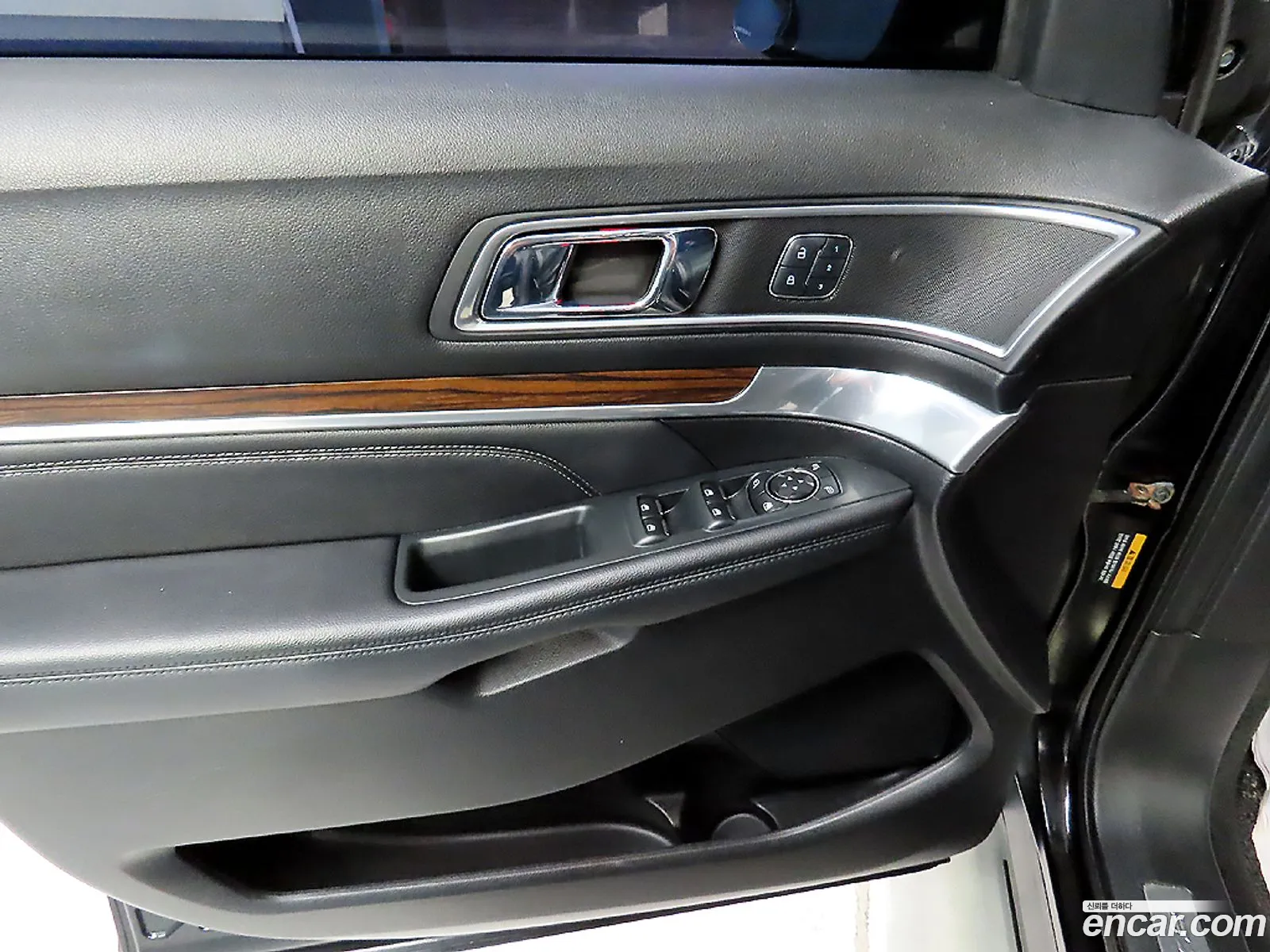 Ford Explorer 2016 — 15