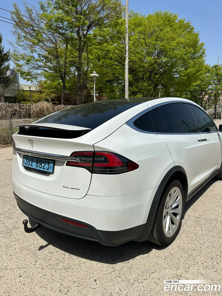 Tesla Model X 2020 — 2