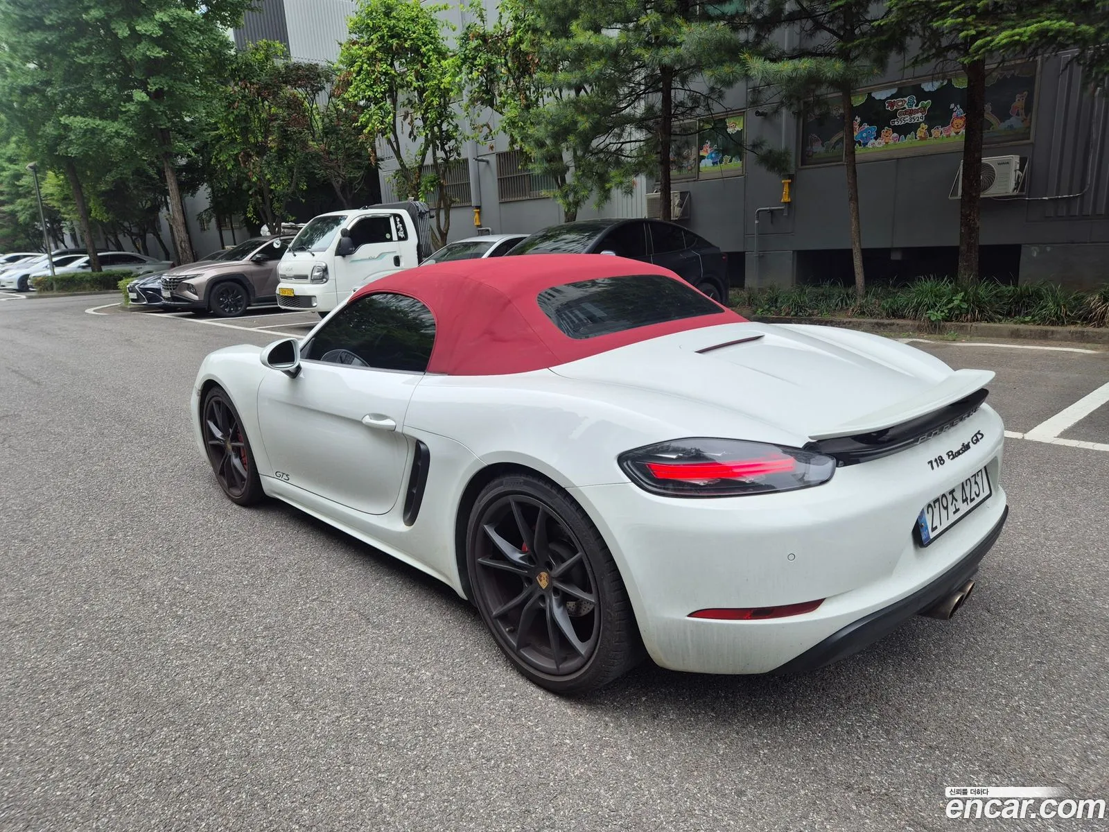 Porsche 718 Boxster 2017 — 2