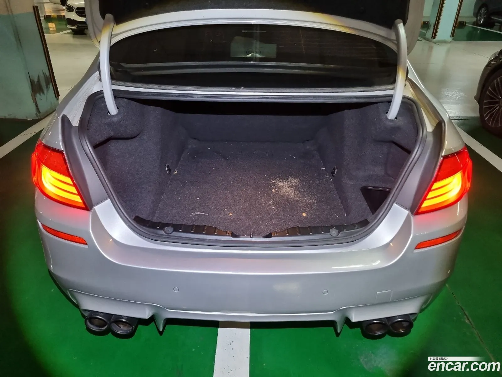 BMW 5 Series 2011 — 18