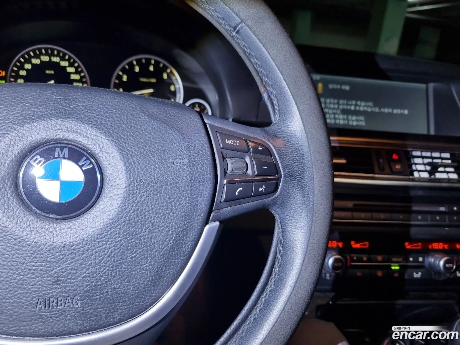 BMW 5 Series 2011 — 19