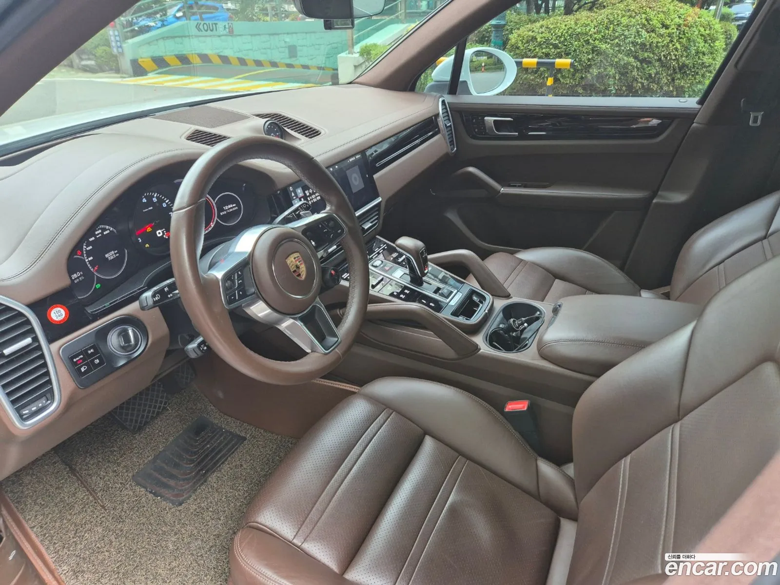 Porsche Cayenne 2019 — 3