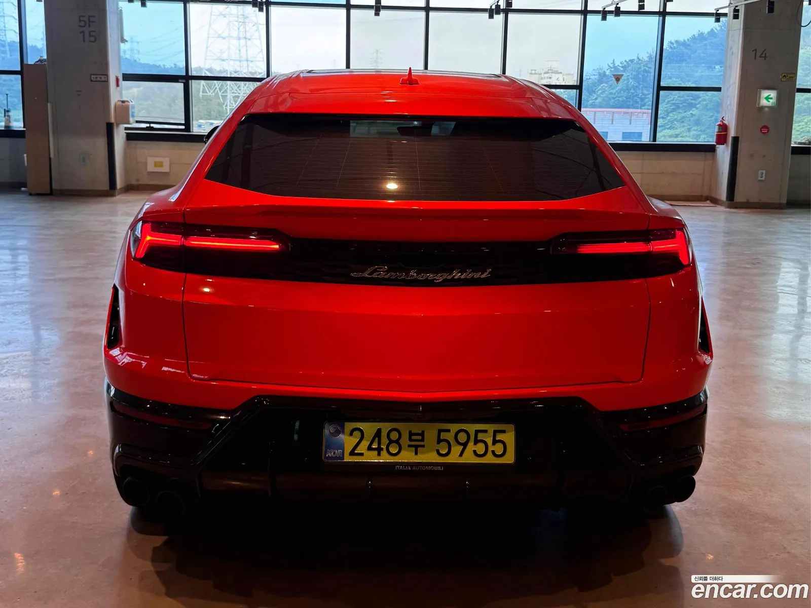 Lamborghini Urus 2025 — 4