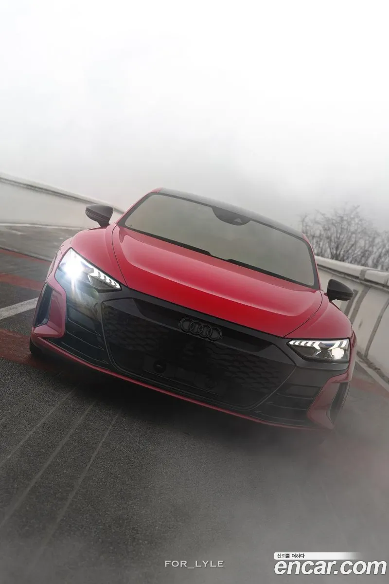 Audi RS e-tron GT 2022 — 12