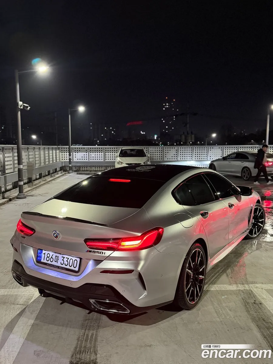BMW 8 Series 2023 — 9