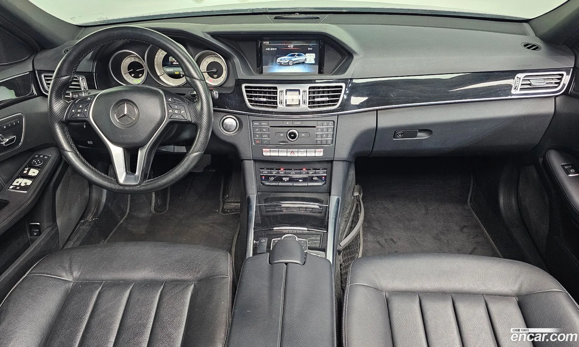 Mercedes-Benz E-Class W212 2015 — 10