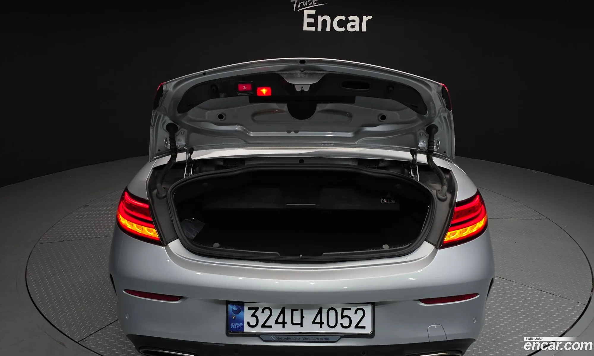Mercedes-Benz C-Class W205 2019 — 2