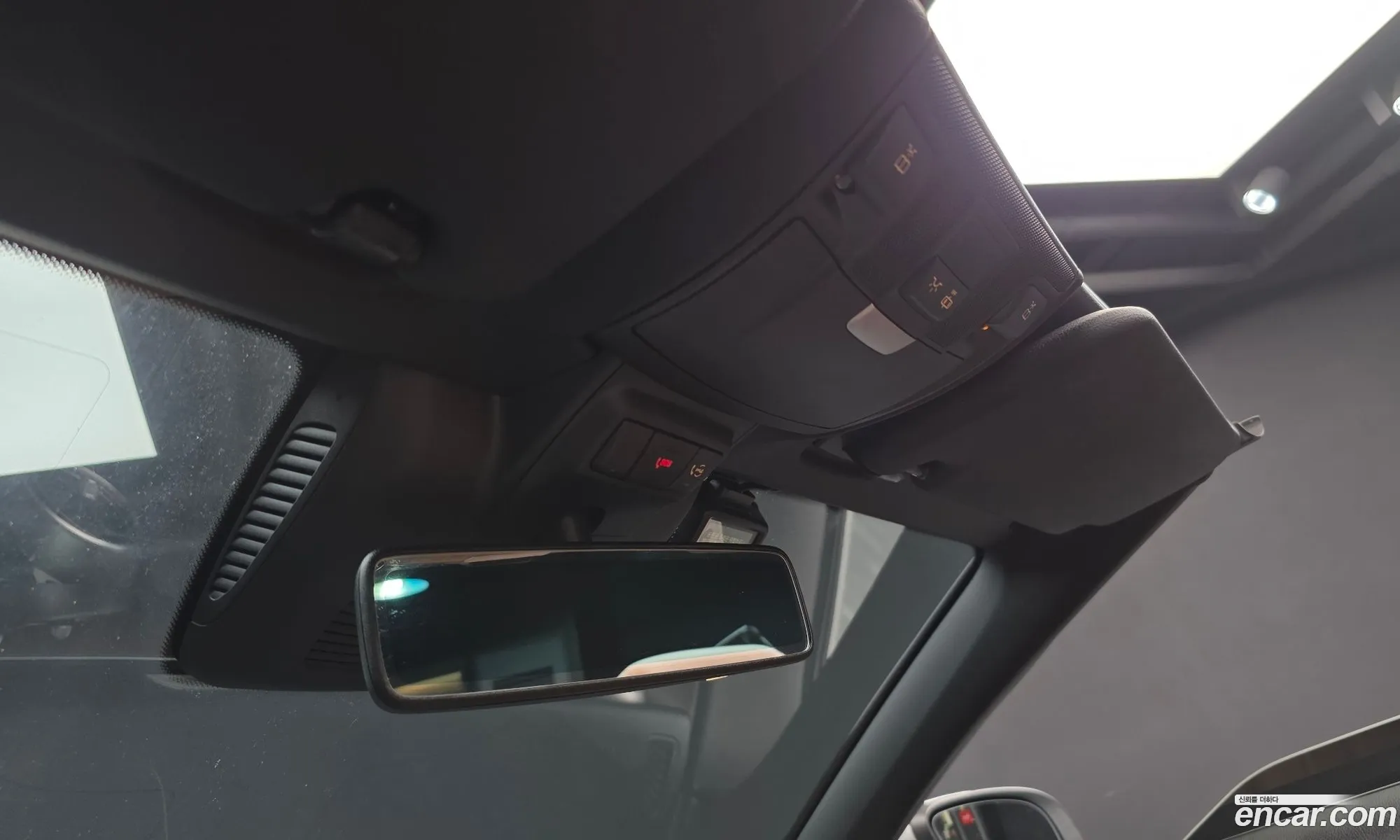 Mercedes-Benz C-Class W205 2019 — 24