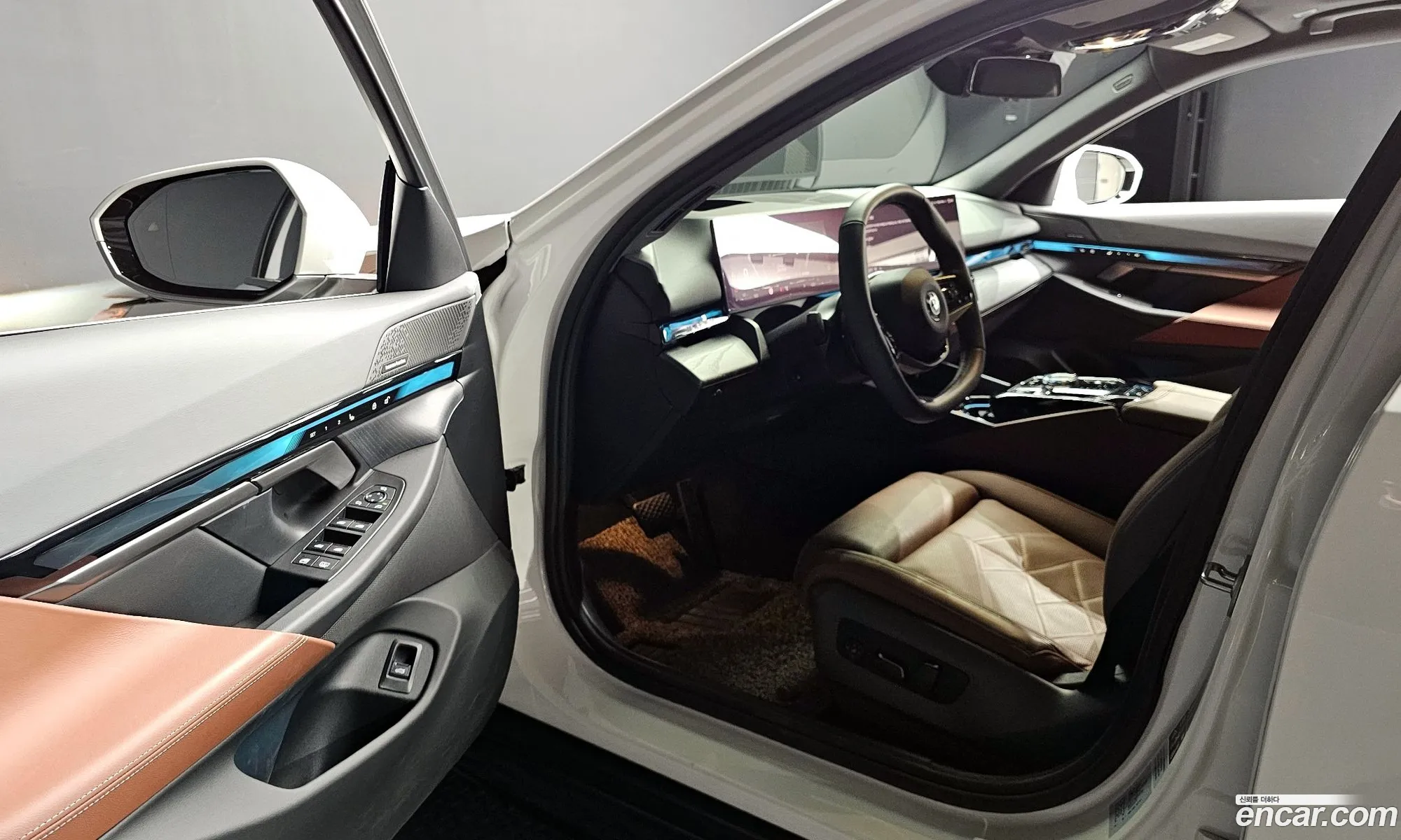 BMW 5 Series 2023 — 30