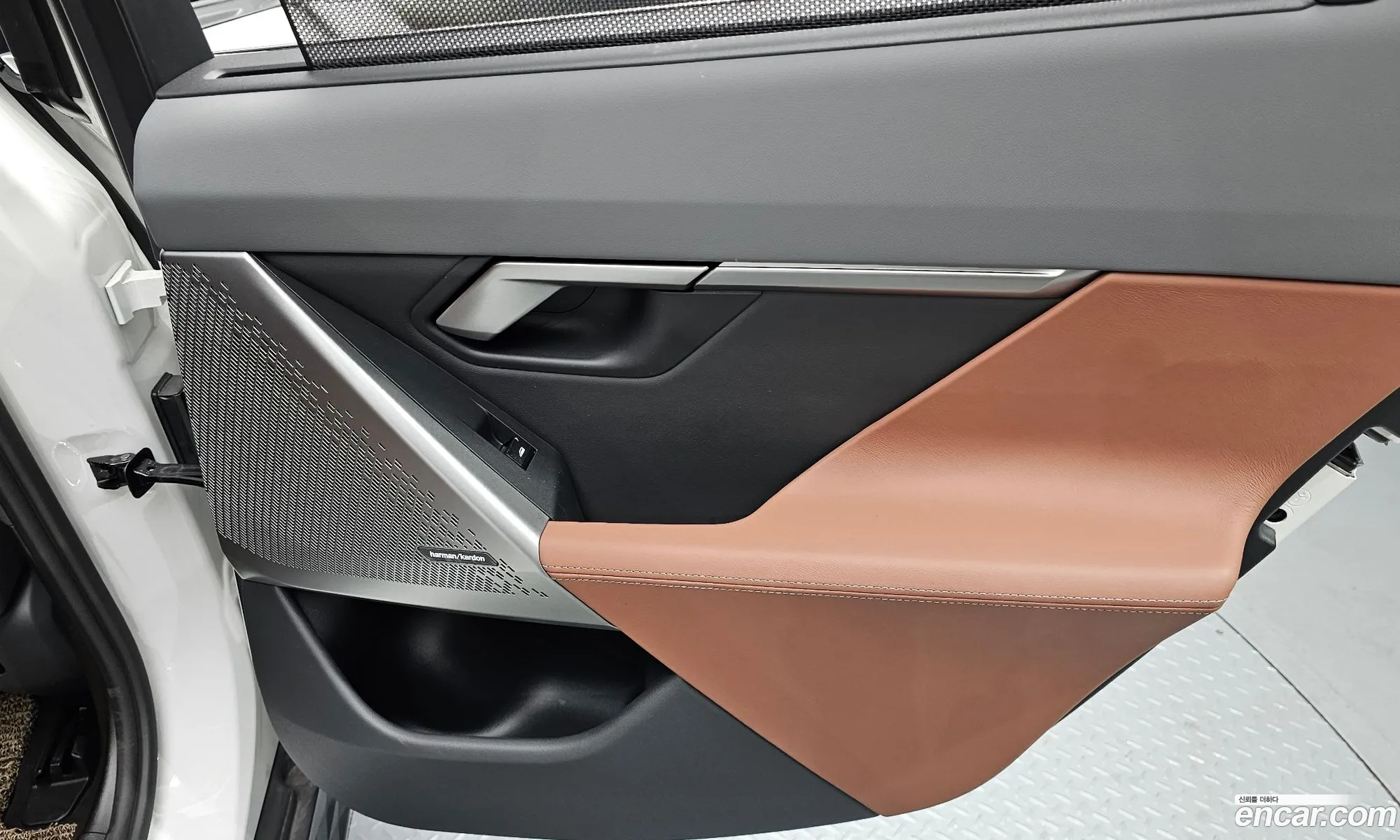 BMW 5 Series 2023 — 16