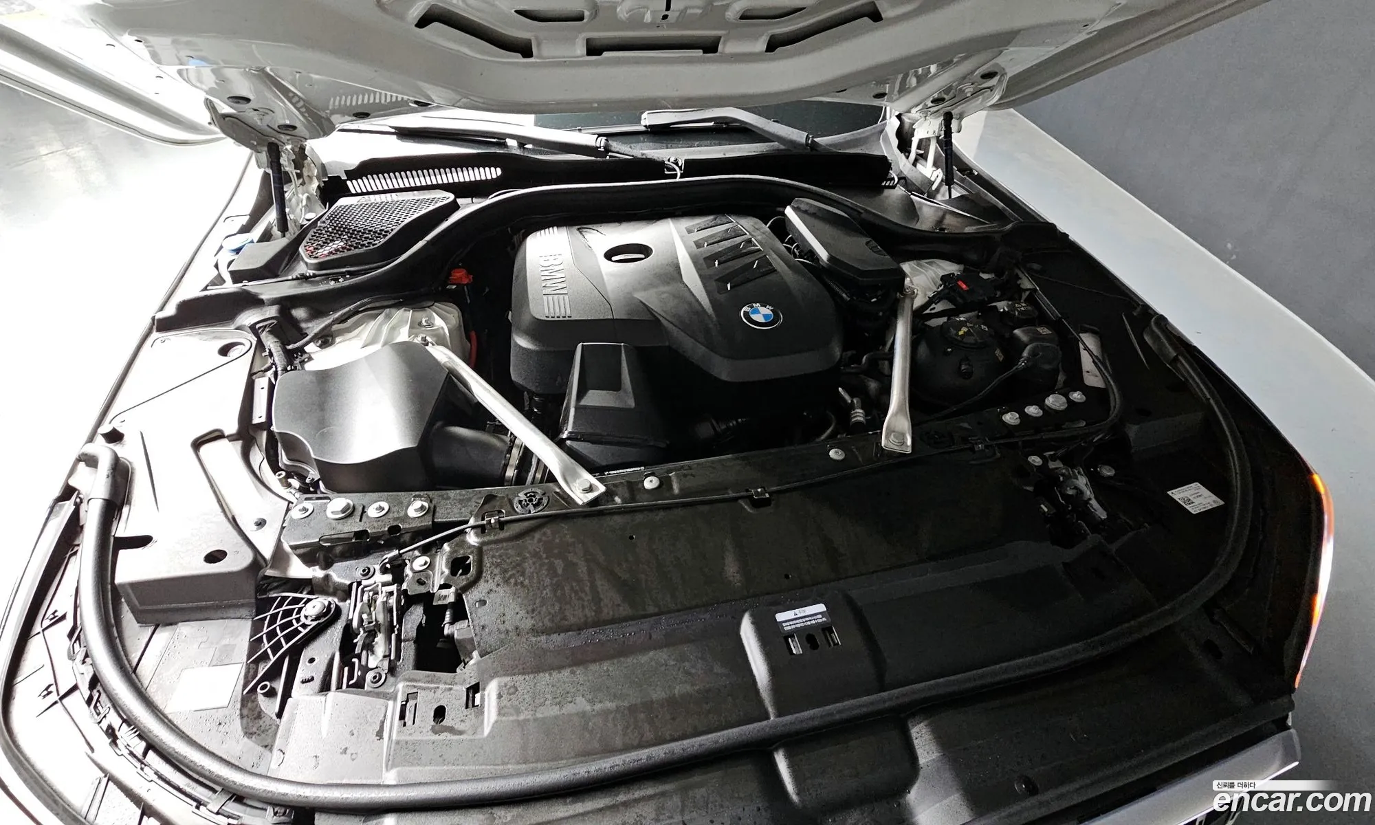 BMW 5 Series 2023 — 10