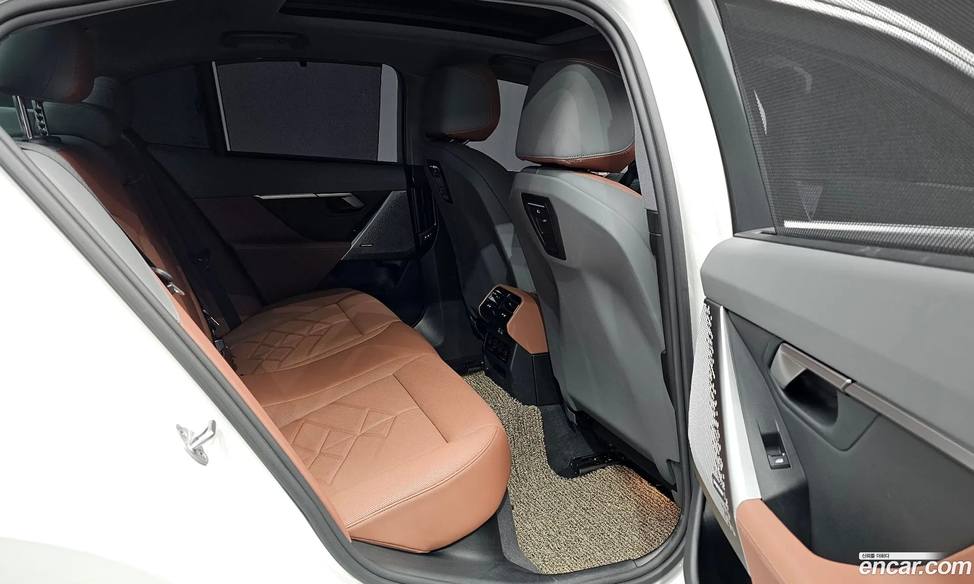 BMW 5 Series 2023 — 3