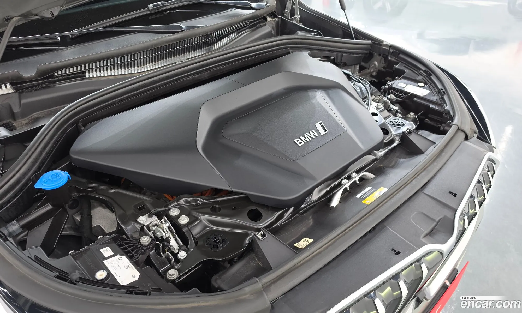 BMW iX1 2023 WBY61EF0151155151 — 22