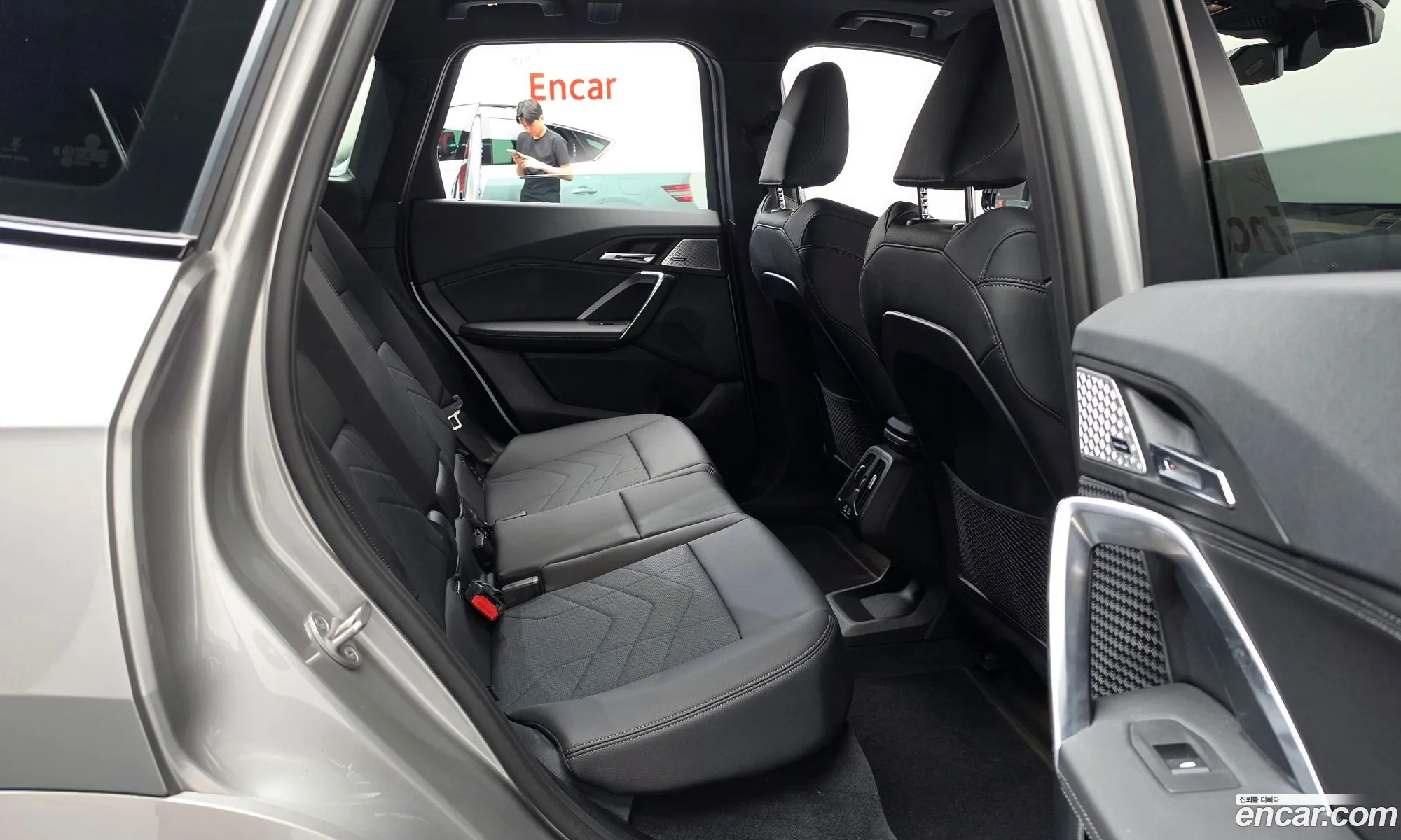 BMW iX1 2023 WBY61EF0151155151 — 33
