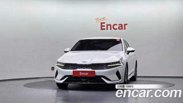 Kia K5 Hybrid 2021 — 2