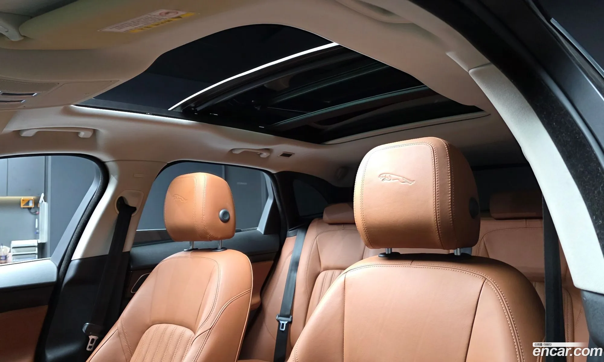 Jaguar F-Pace 2017 SADCA2BN2HA894883 — 3