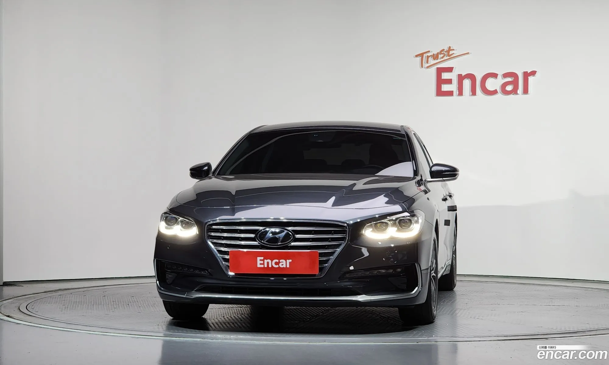 Hyundai Grandeur IG Hybrid 2017 — 3