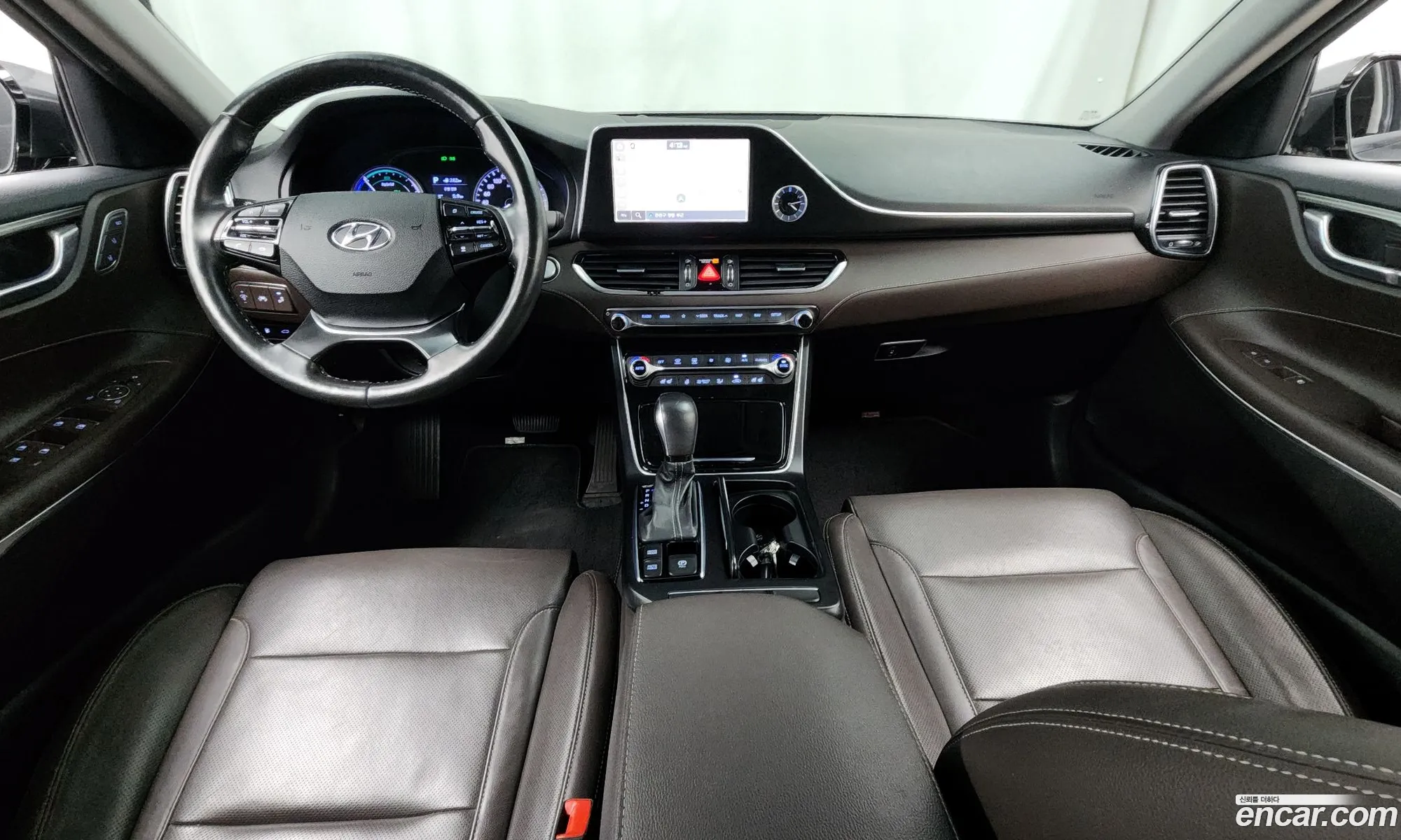 Hyundai Grandeur IG Hybrid 2017 — 2