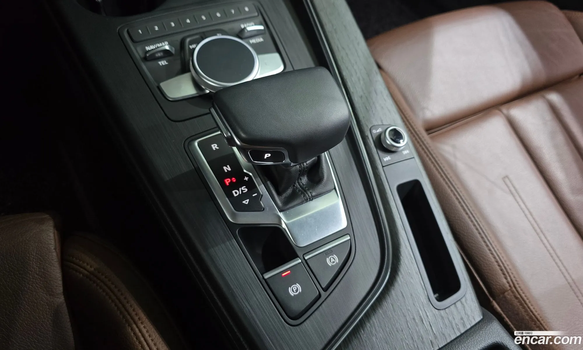 Audi A4 2019 WAUZZZF49KA121812 — 25
