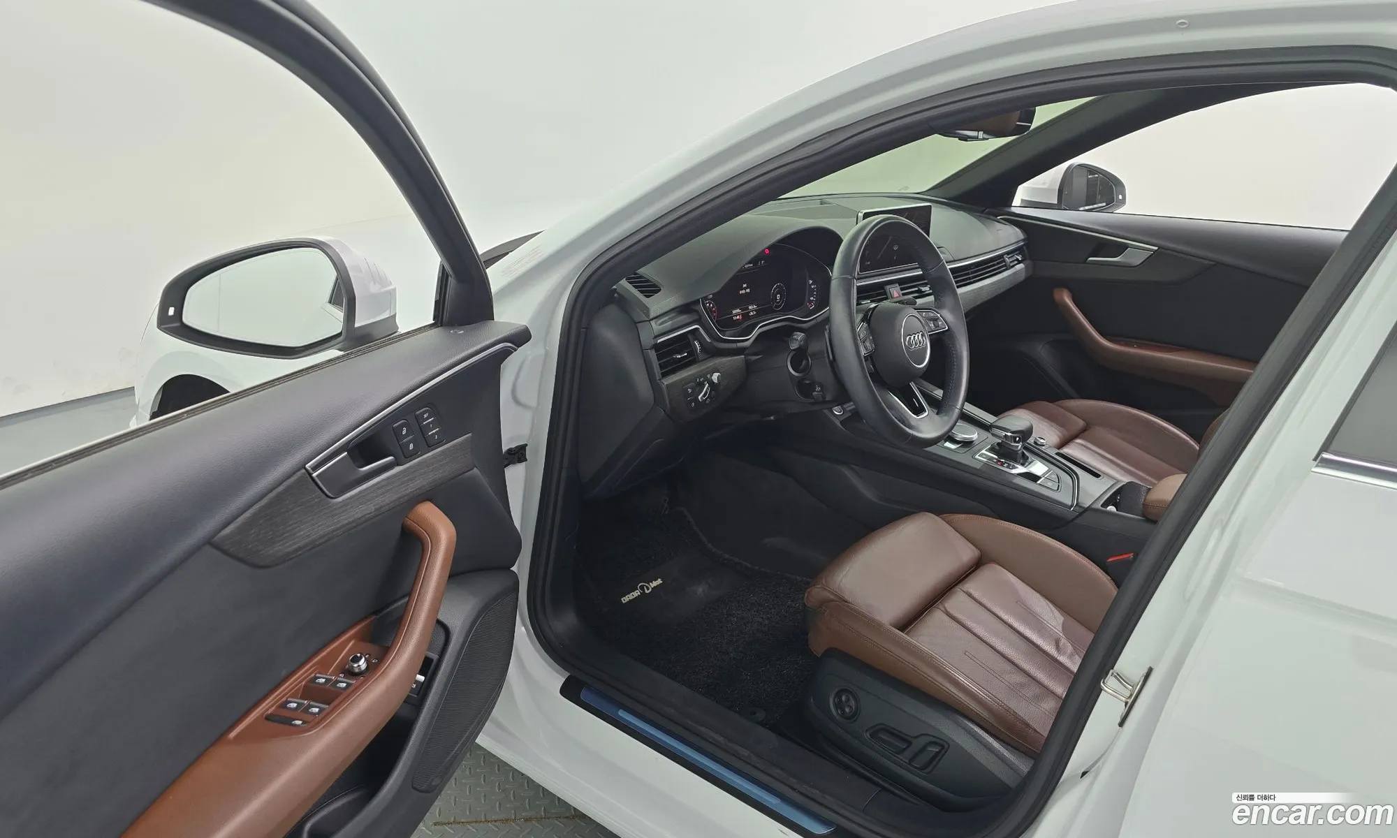 Audi A4 2019 WAUZZZF49KA121812 — 17