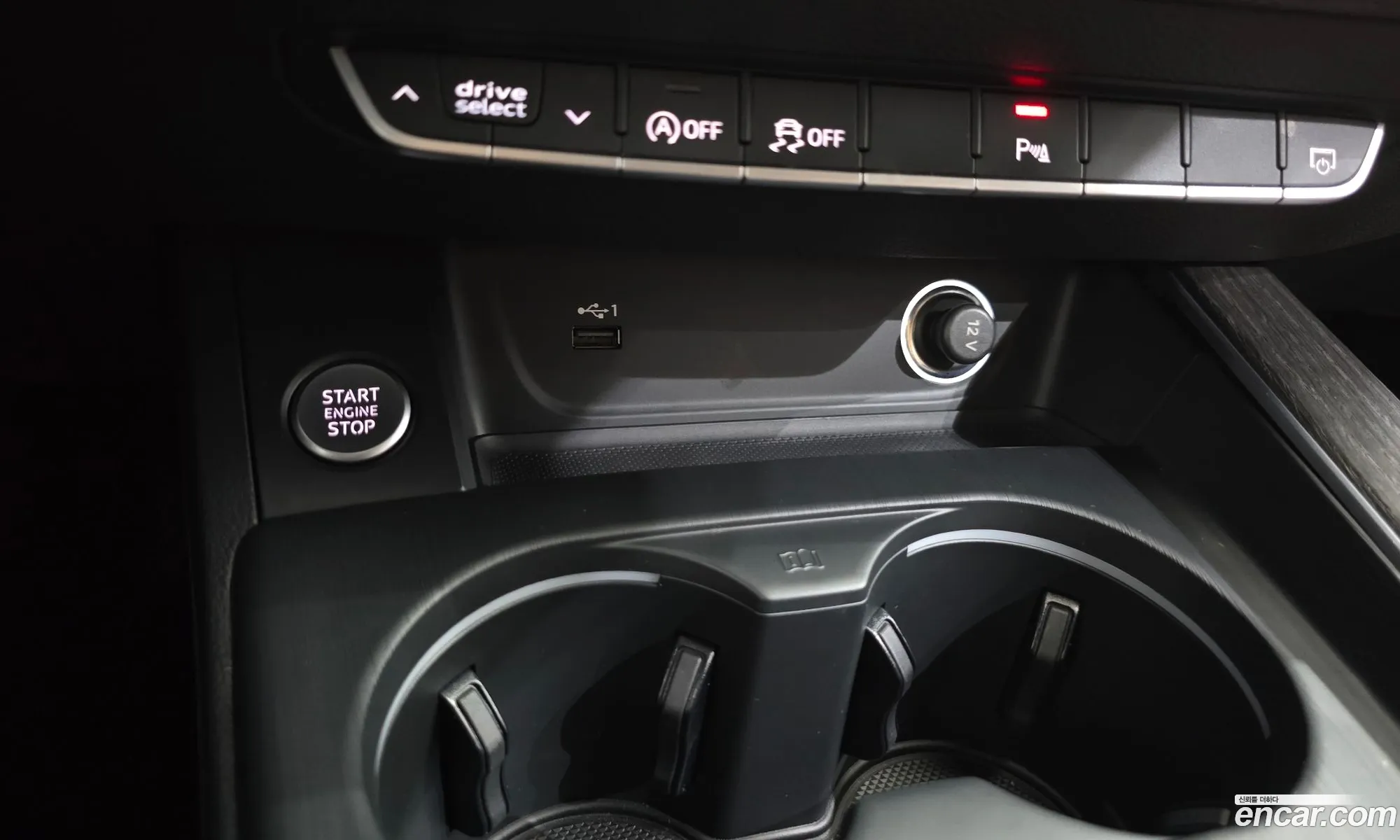 Audi A4 2019 WAUZZZF49KA121812 — 2