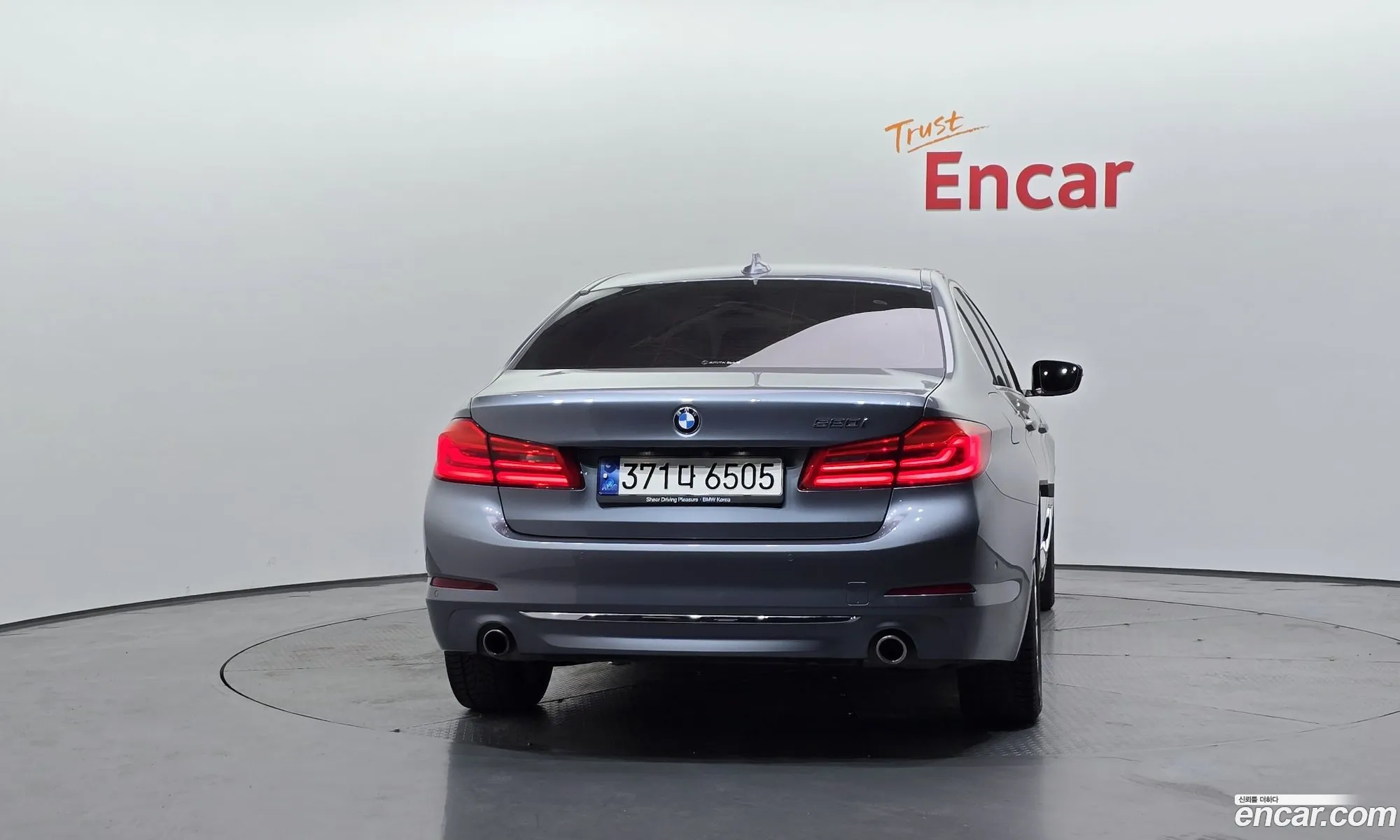 BMW 5 Series 2019 WBAJK7102KBP74843 — 26