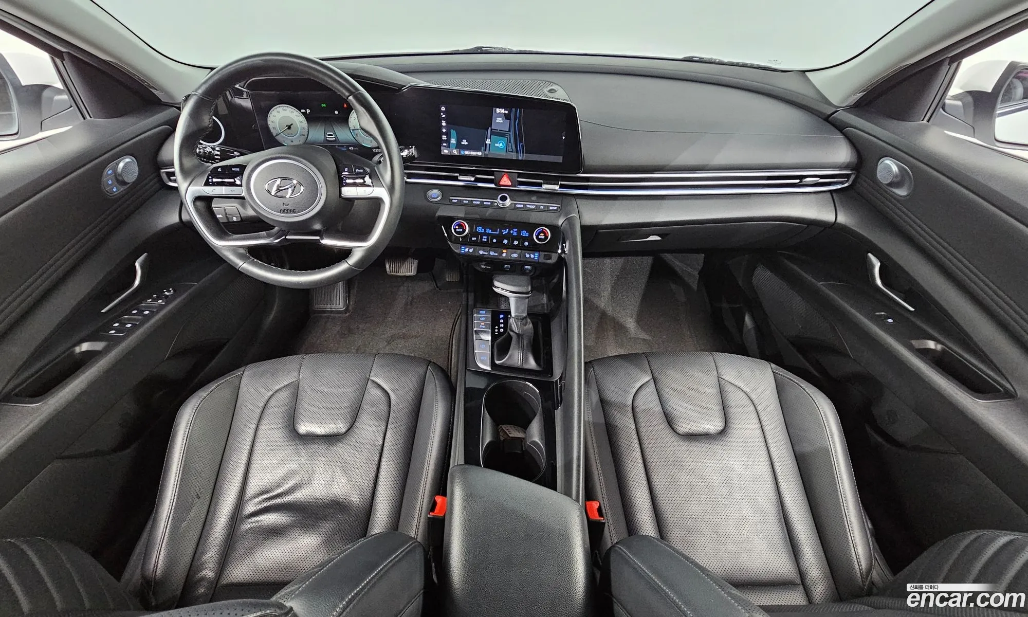 Hyundai Elantra 2020 — 3