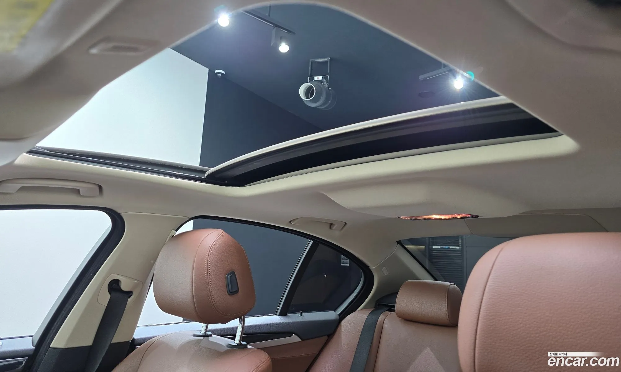 BMW 5 Series 2016 WBA5E5107GG207101 — 9
