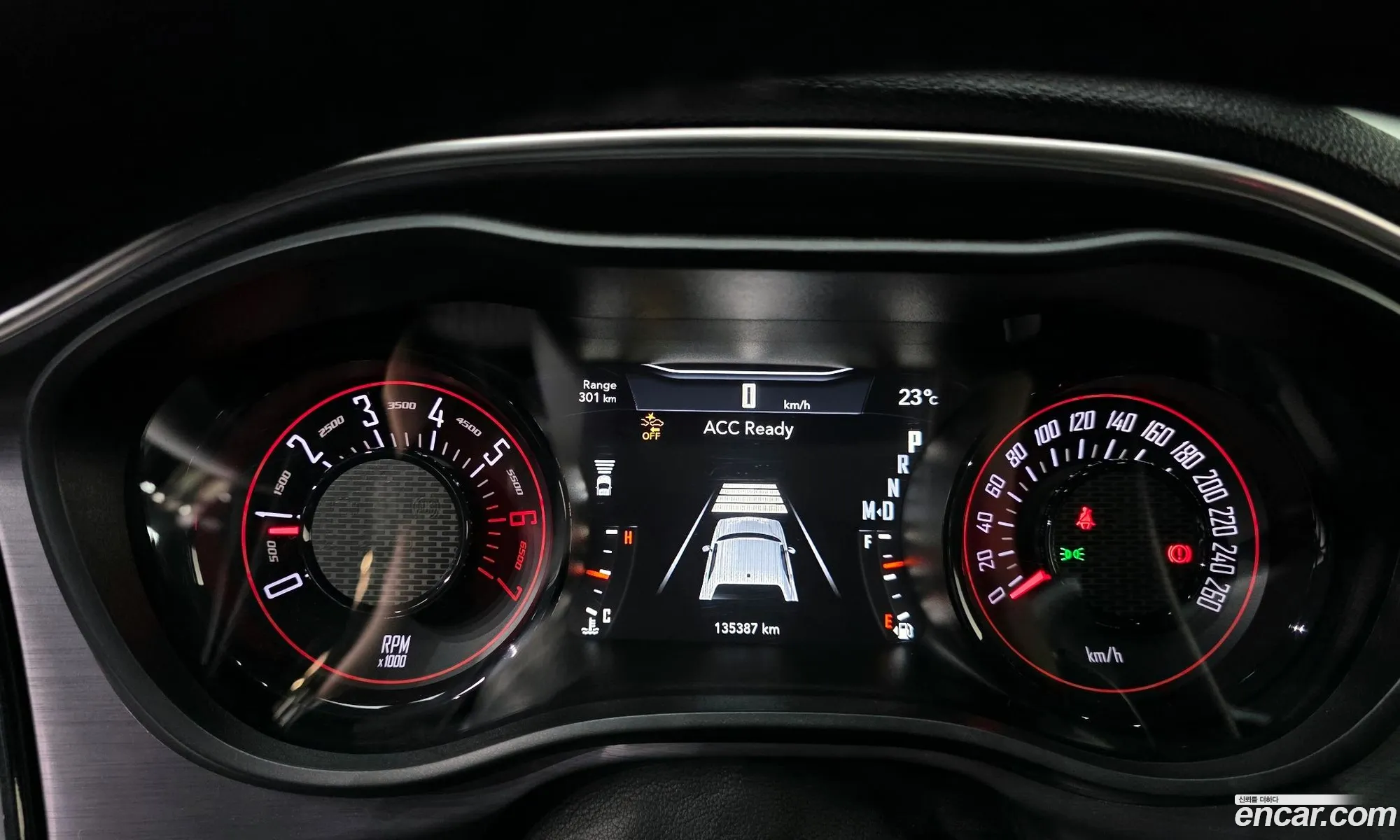 Dodge Challenger 2017 2C3CDZBT0HH656563 — 29