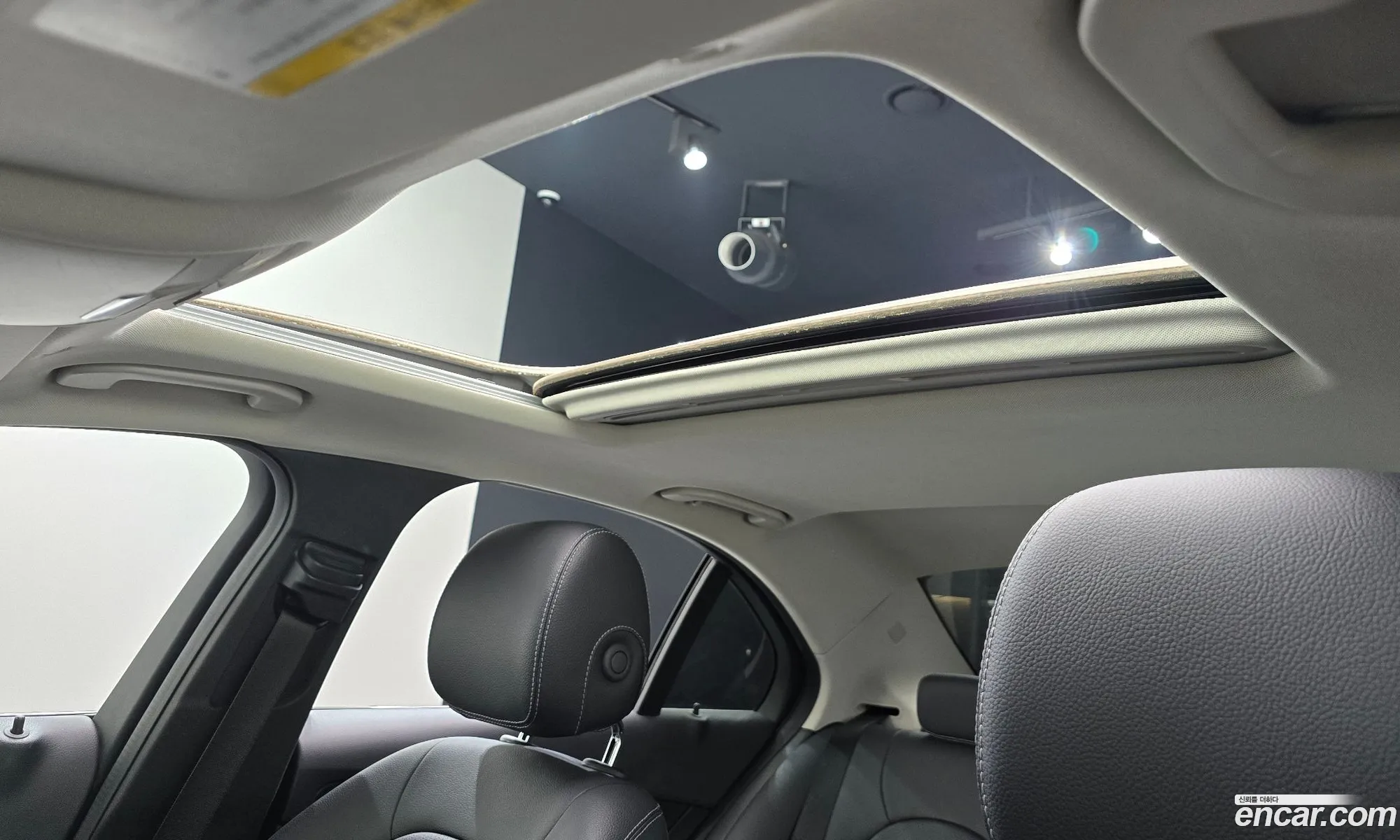 Mercedes-Benz C-Class W205 2019 — 3