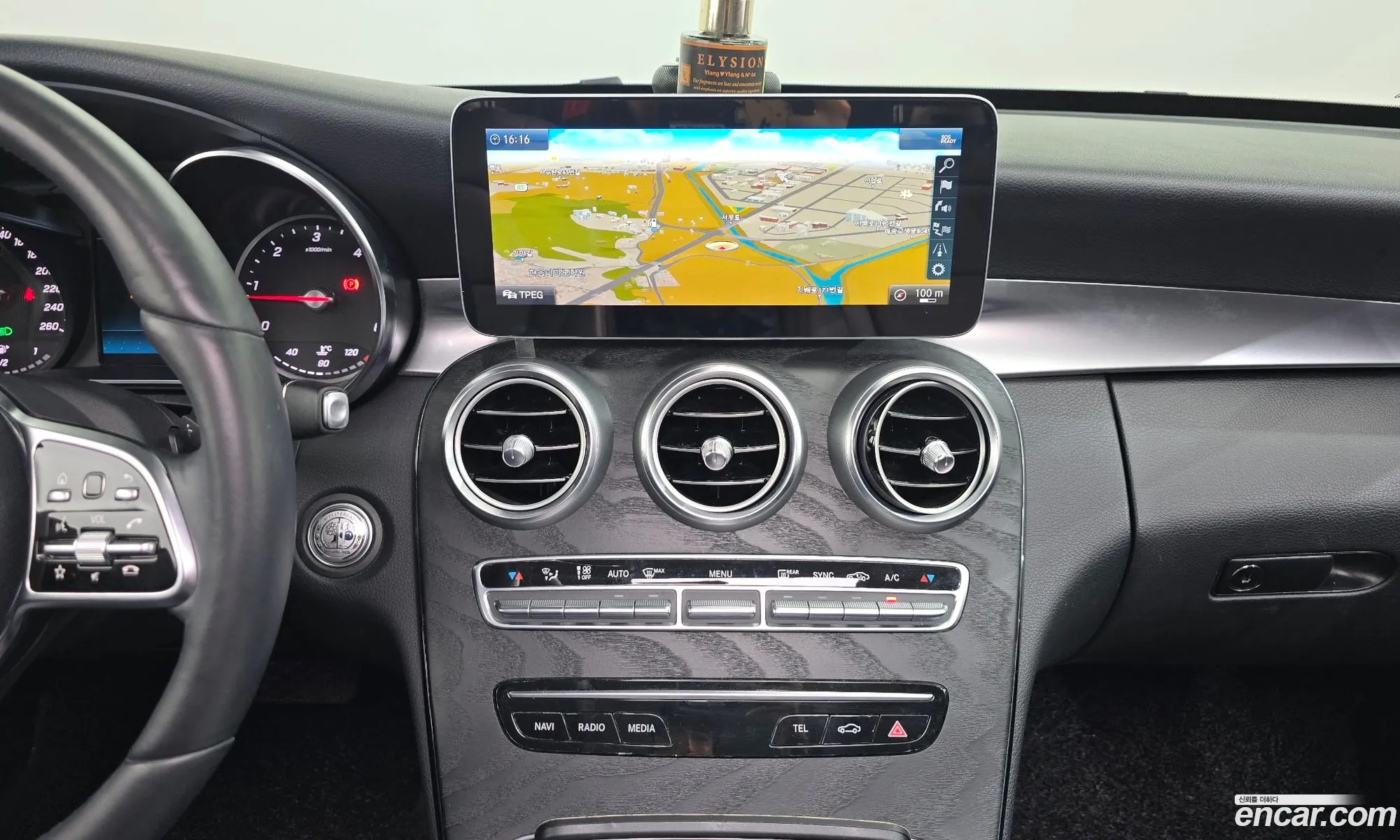 Mercedes-Benz C-Class W205 2019 — 2