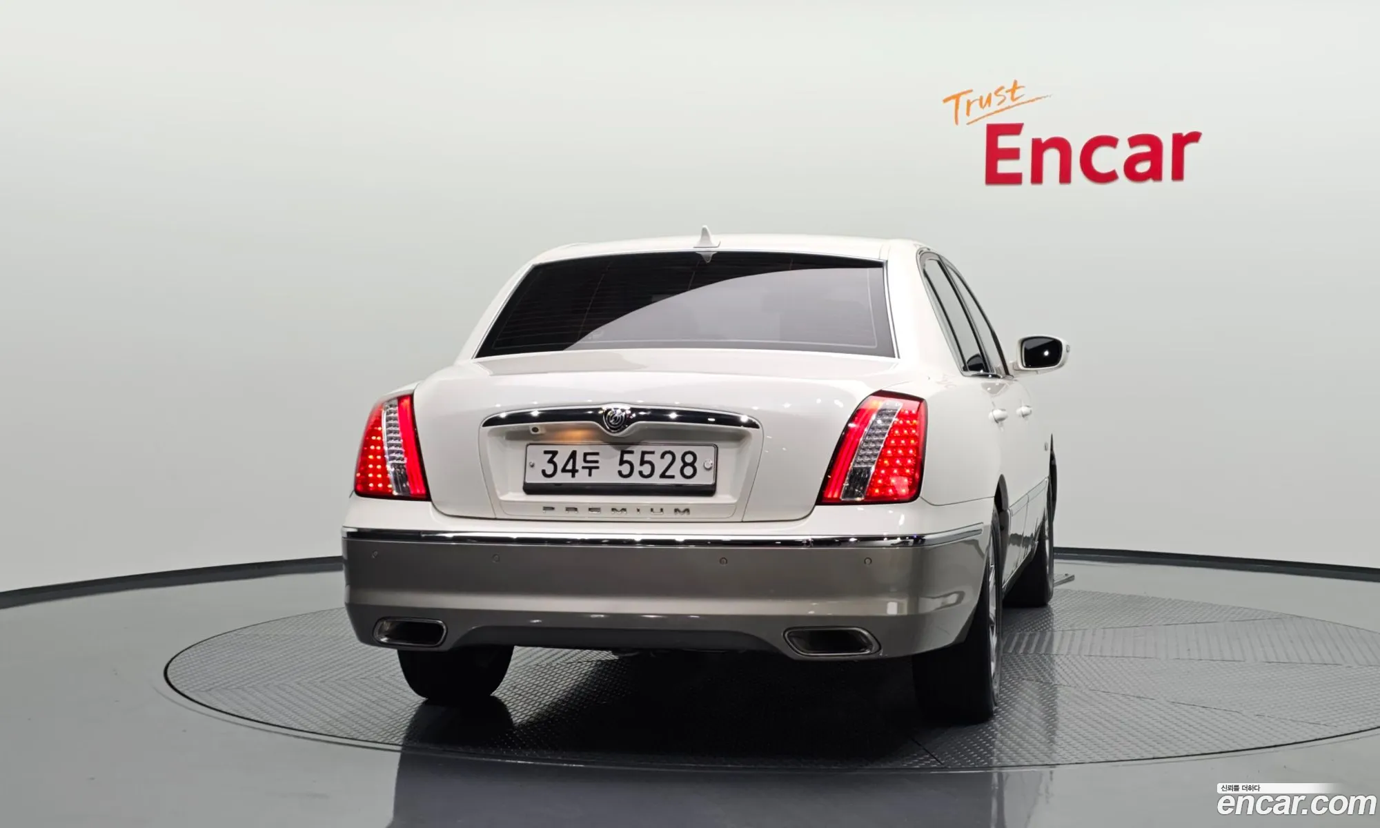 Kia Opirus Premium 2010 — 2