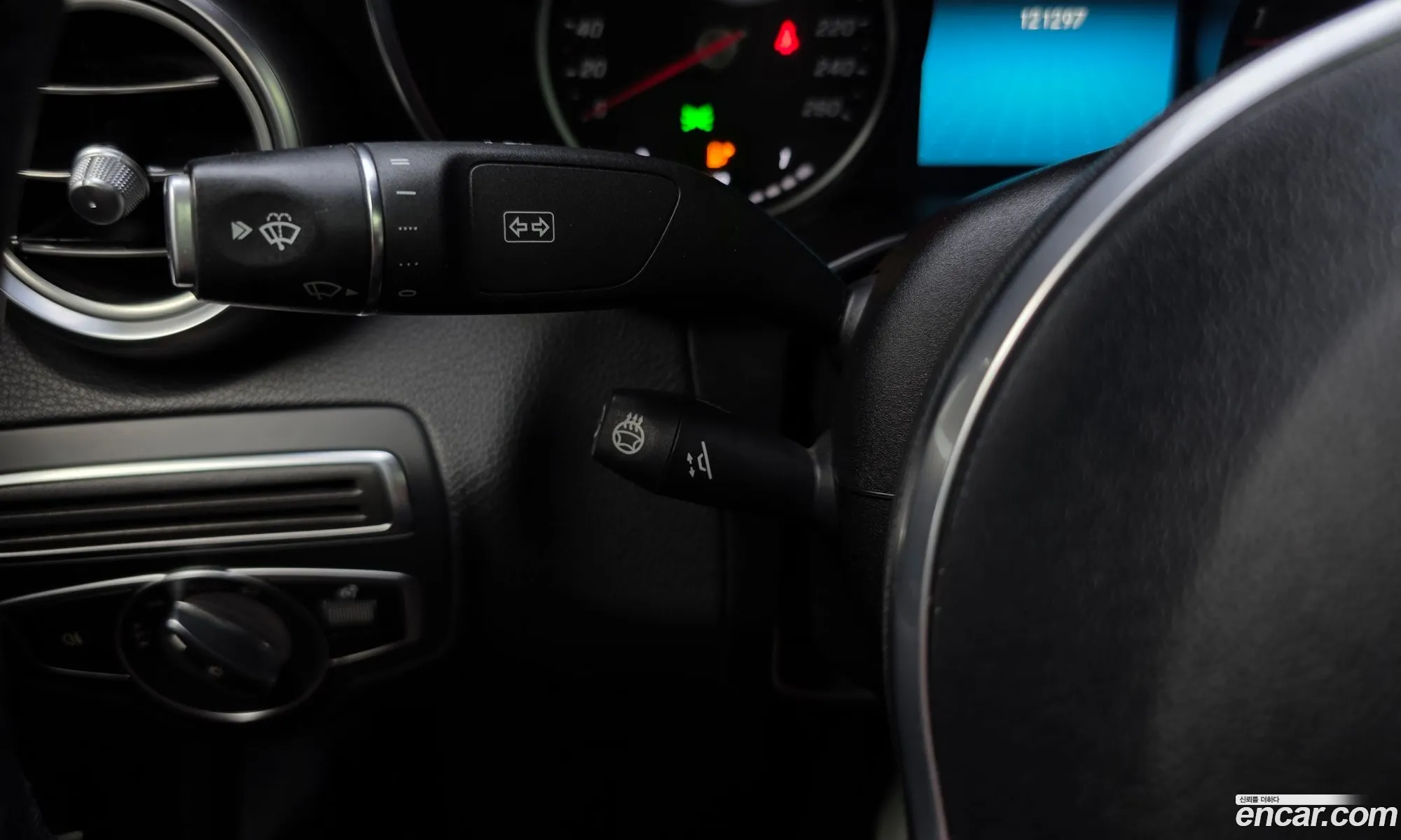 Mercedes-Benz C-Class W205 2019 — 10
