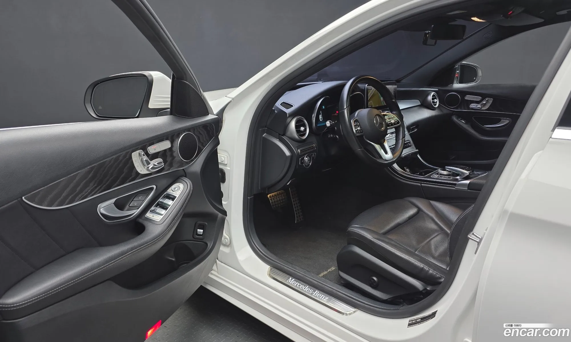 Mercedes-Benz C-Class W205 2019 — 12