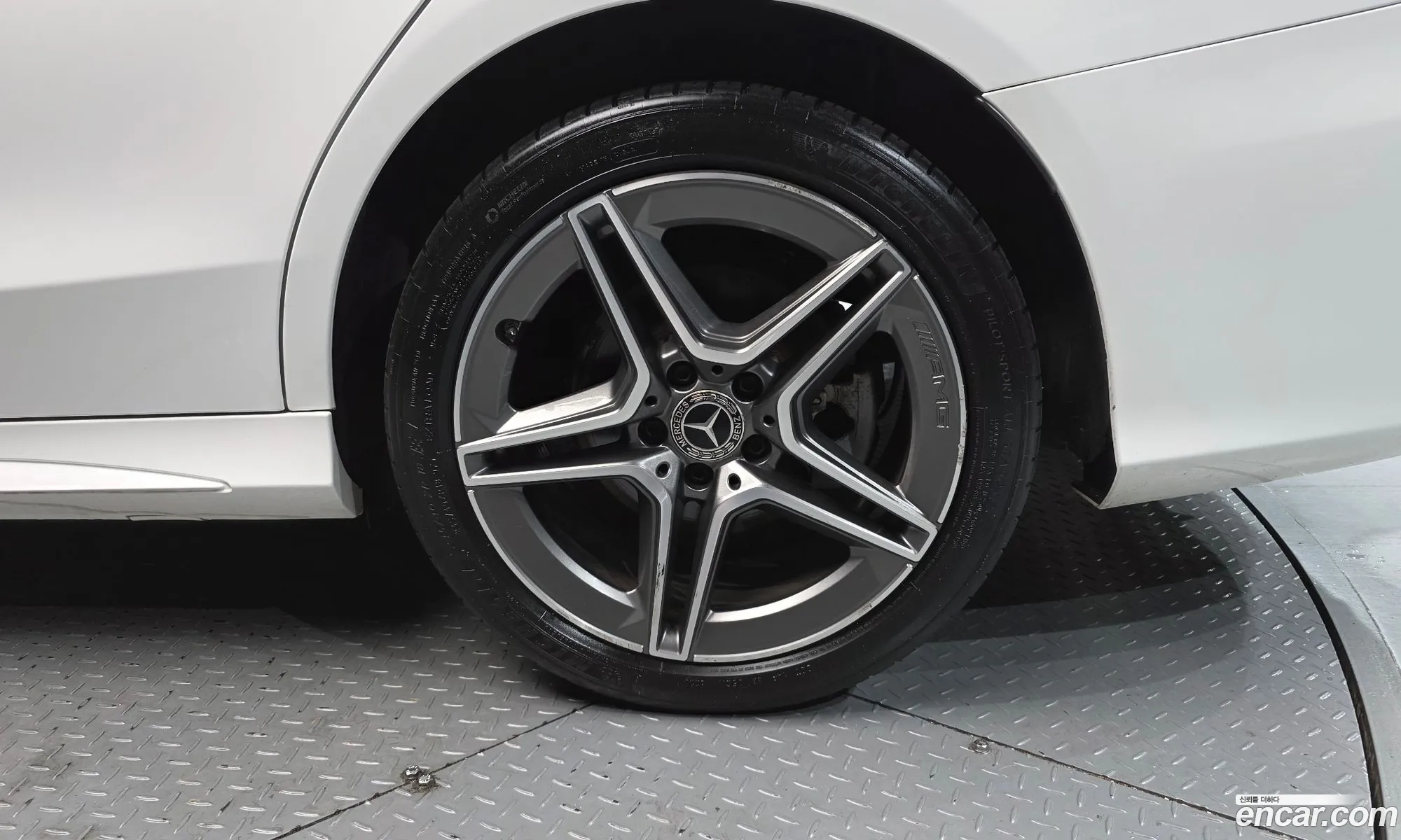 Mercedes-Benz C-Class W205 2019 — 6
