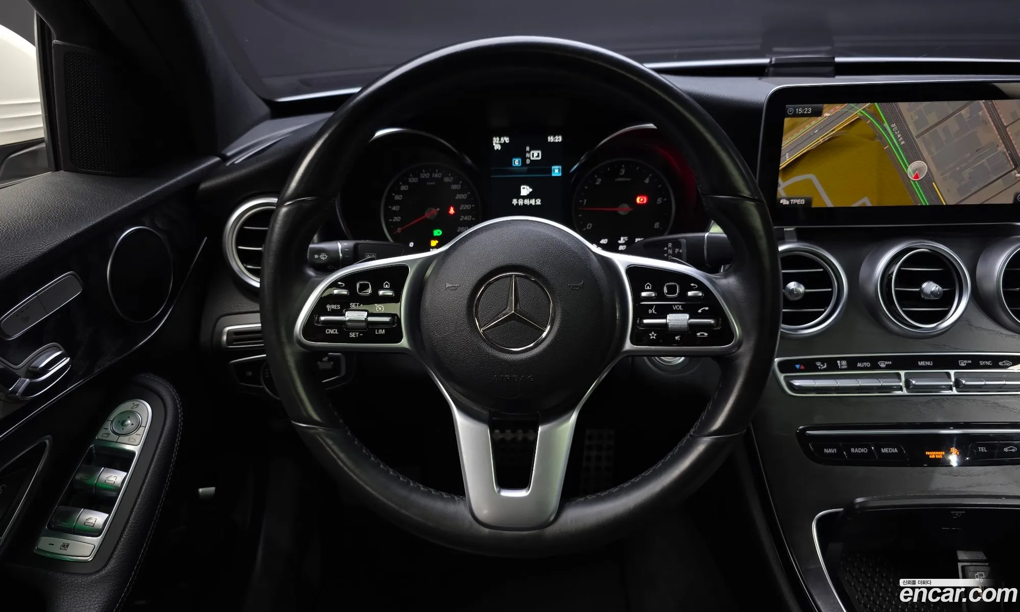 Mercedes-Benz C-Class W205 2019 — 11