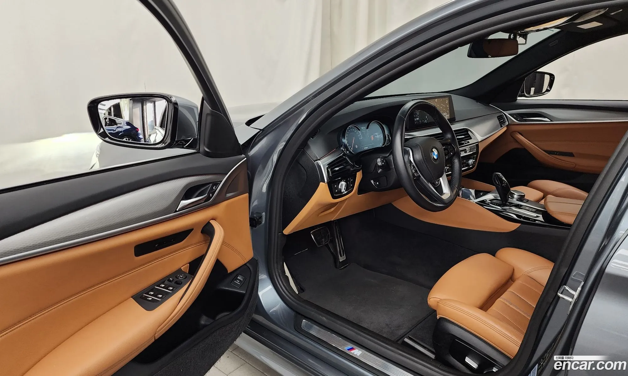 BMW 5 Series 2018 WBAJD9104JWC12023 — 17