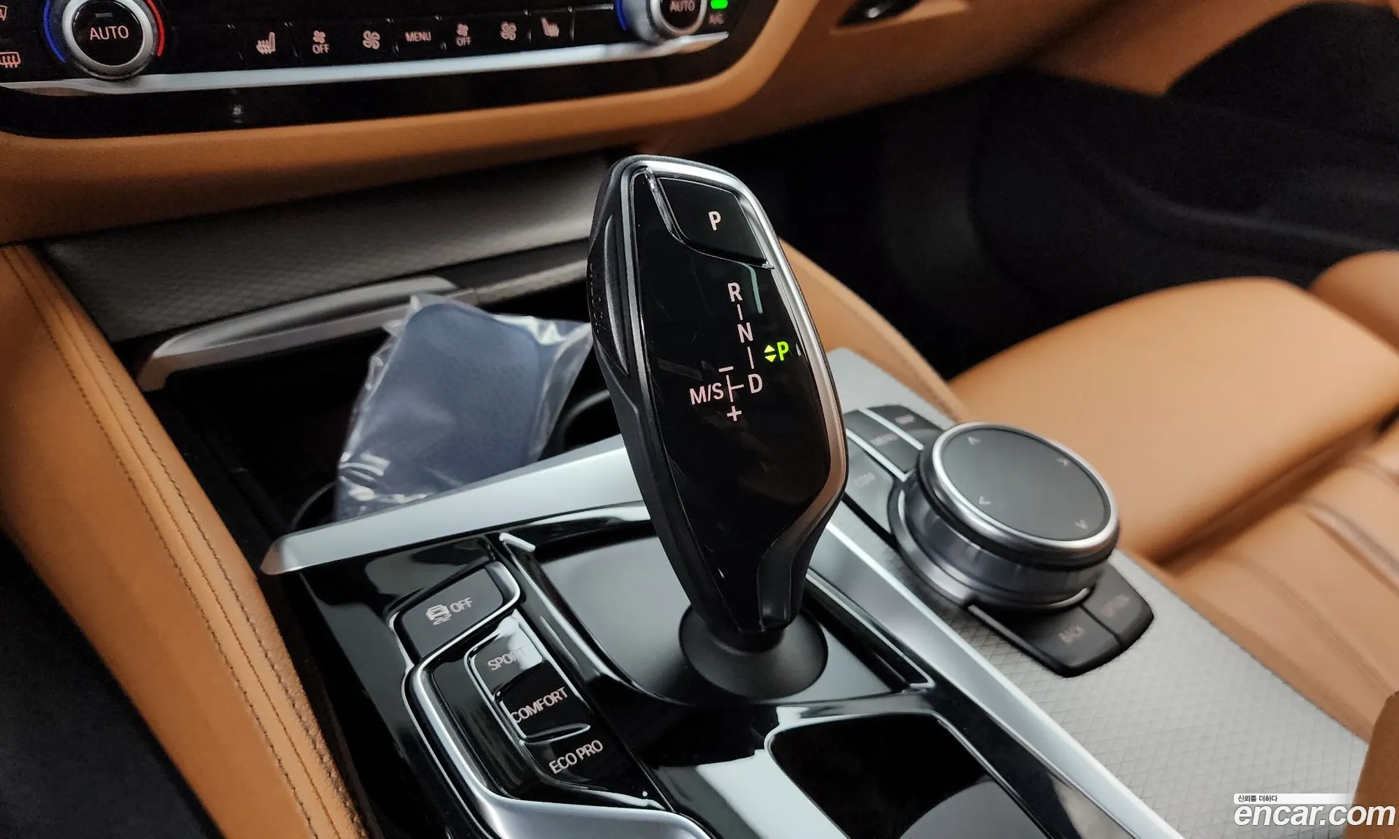 BMW 5 Series 2018 WBAJD9104JWC12023 — 19