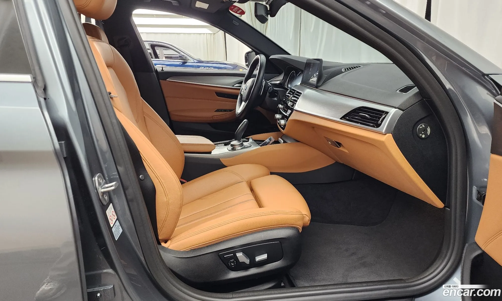 BMW 5 Series 2018 WBAJD9104JWC12023 — 2