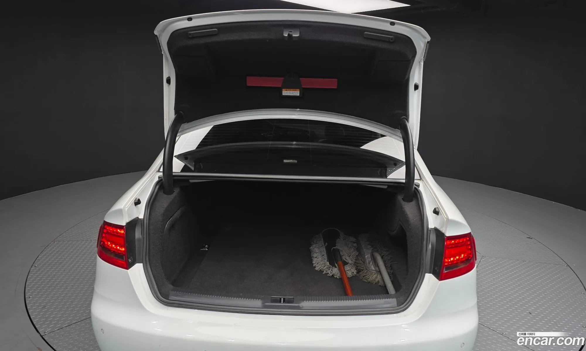 Audi A4 2011 WAUZZZ8K2CN004966 — 8