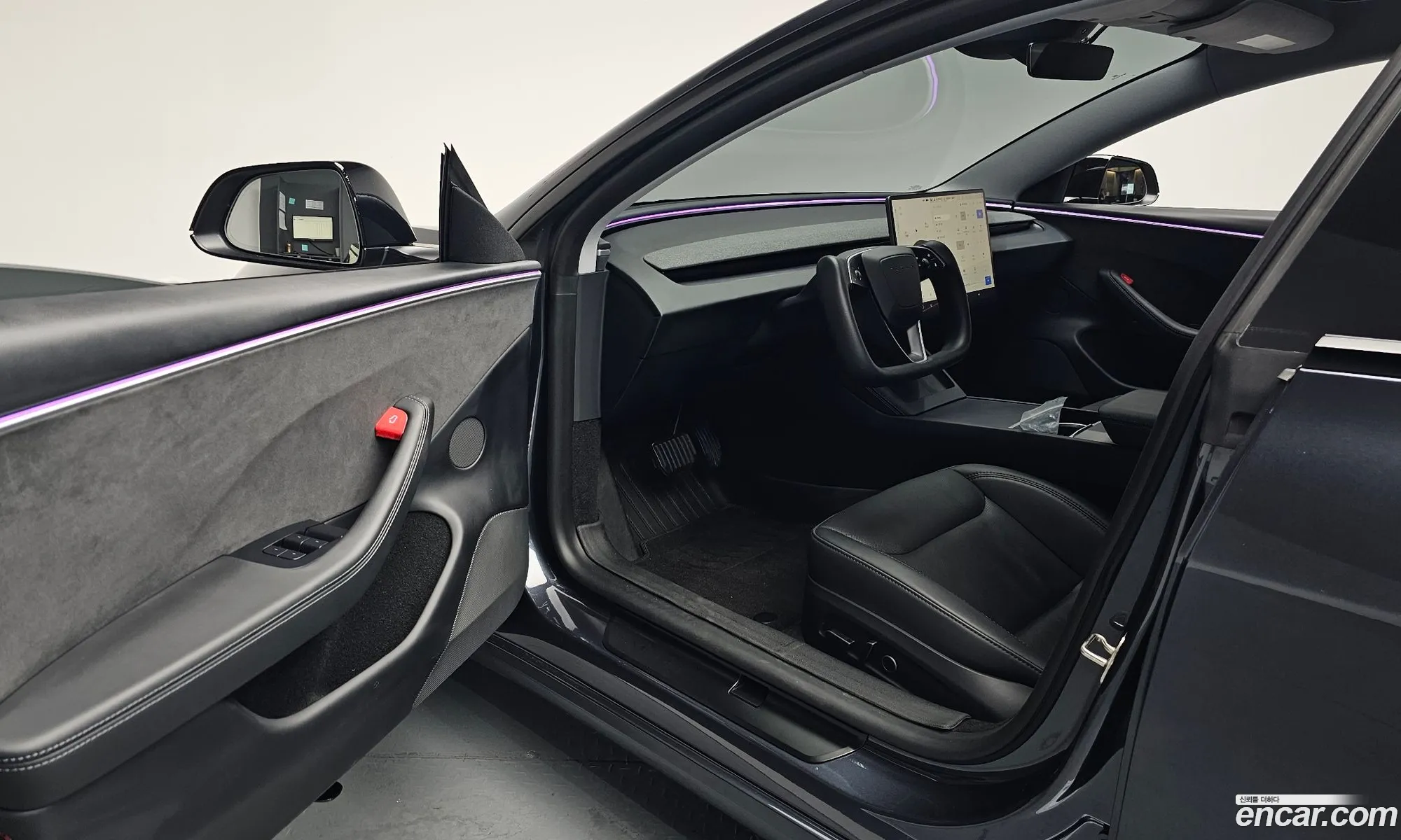 Tesla Model 3 2024 LRW3E7EK5RC161129 — 4