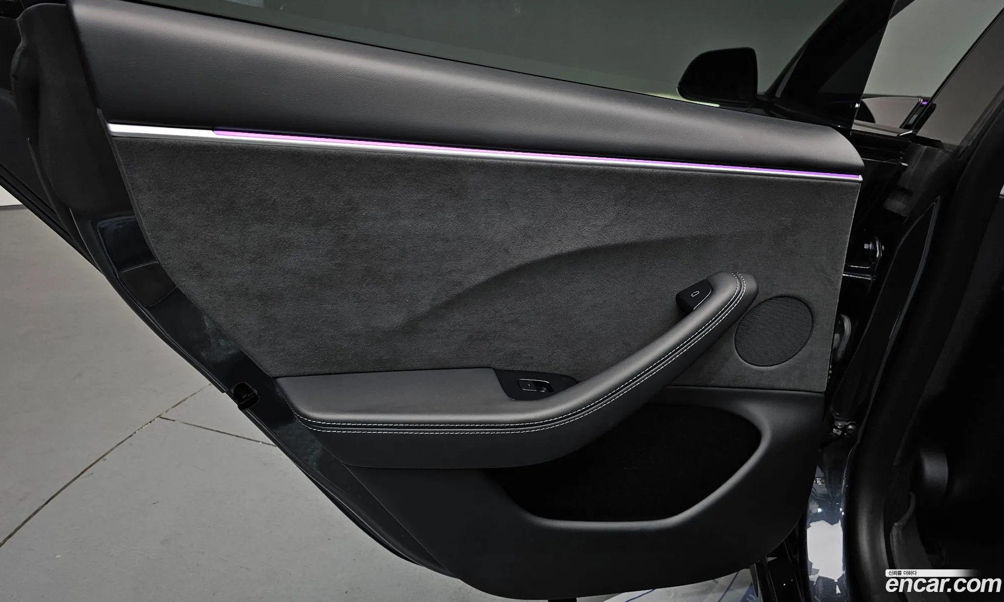 Tesla Model 3 2024 LRW3E7EK5RC161129 — 11