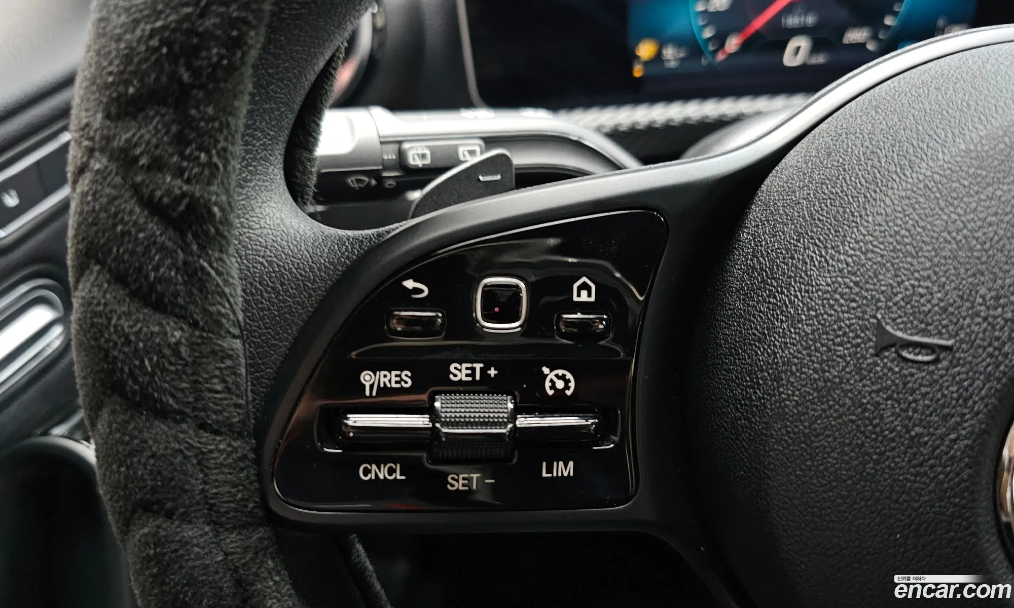 Mercedes-Benz A-Class W177 2019 — 24