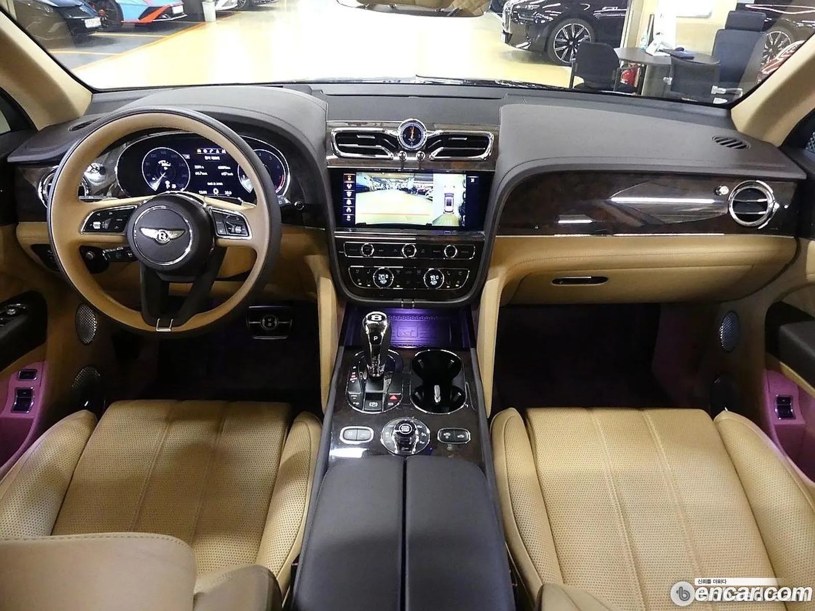 Bentley Bentayga 2022 — 3