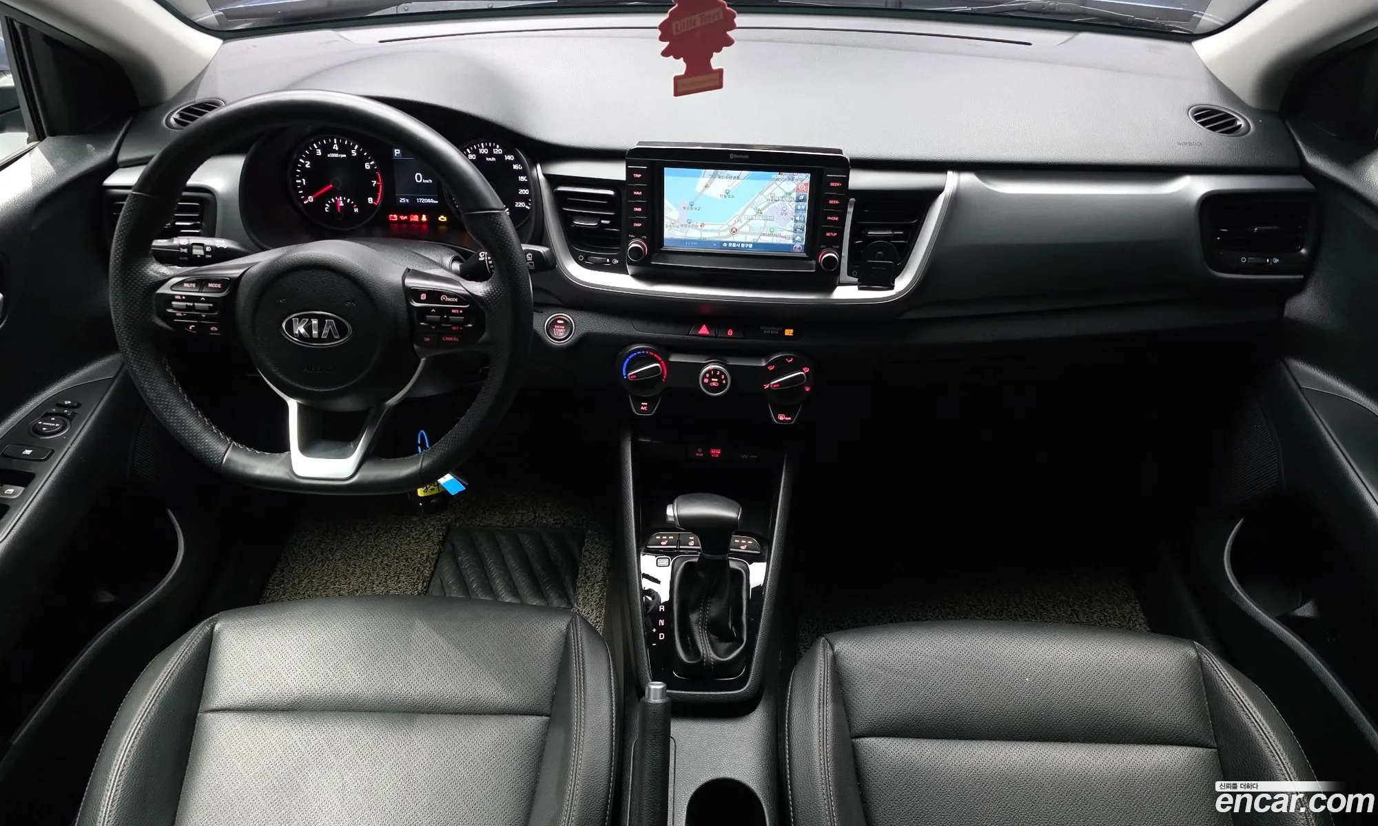 Kia Stonic 2018 — 3