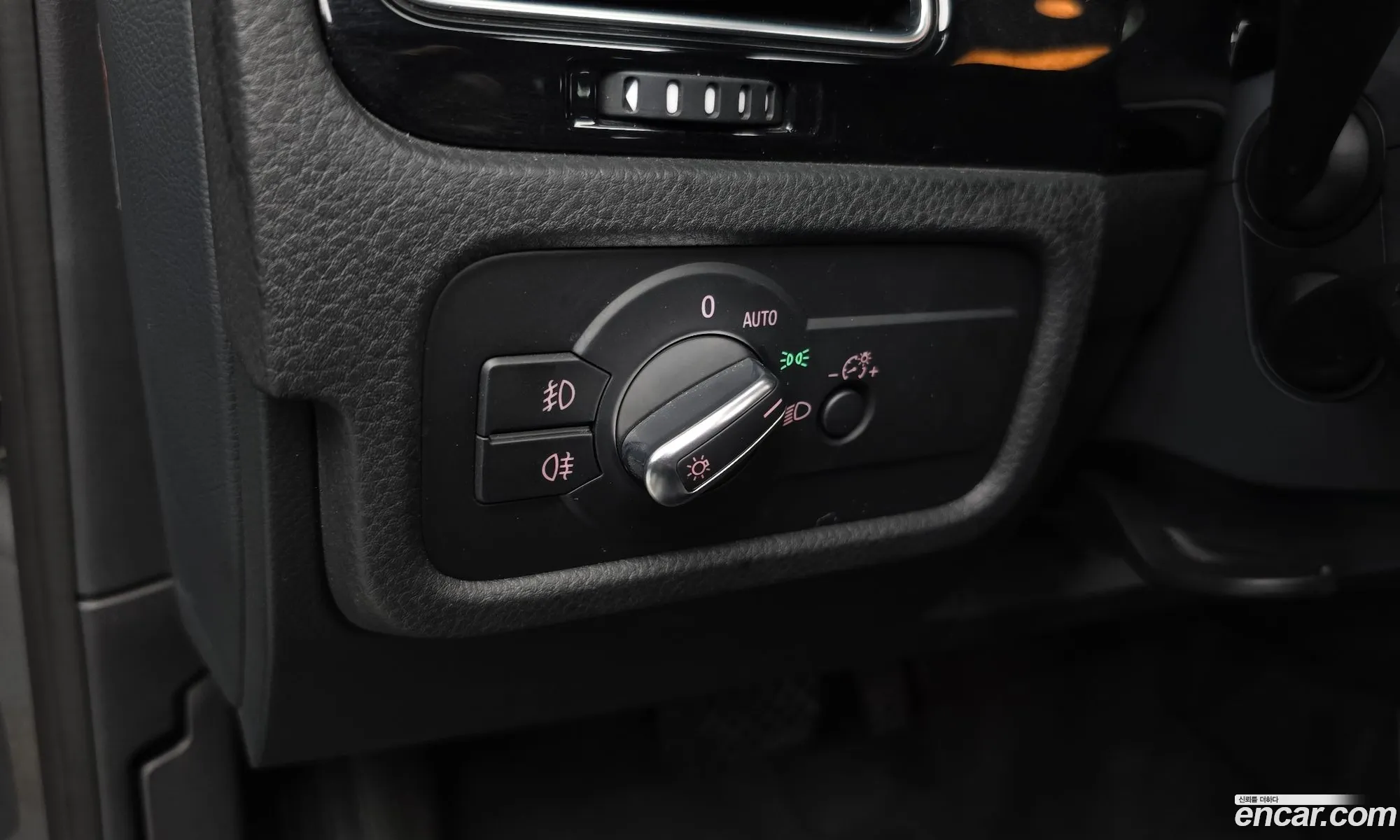 Volkswagen Touareg 2014 — 23