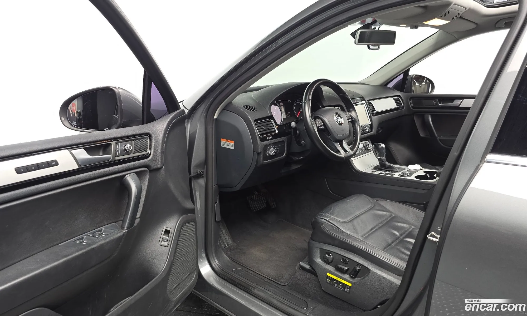 Volkswagen Touareg 2014 — 14
