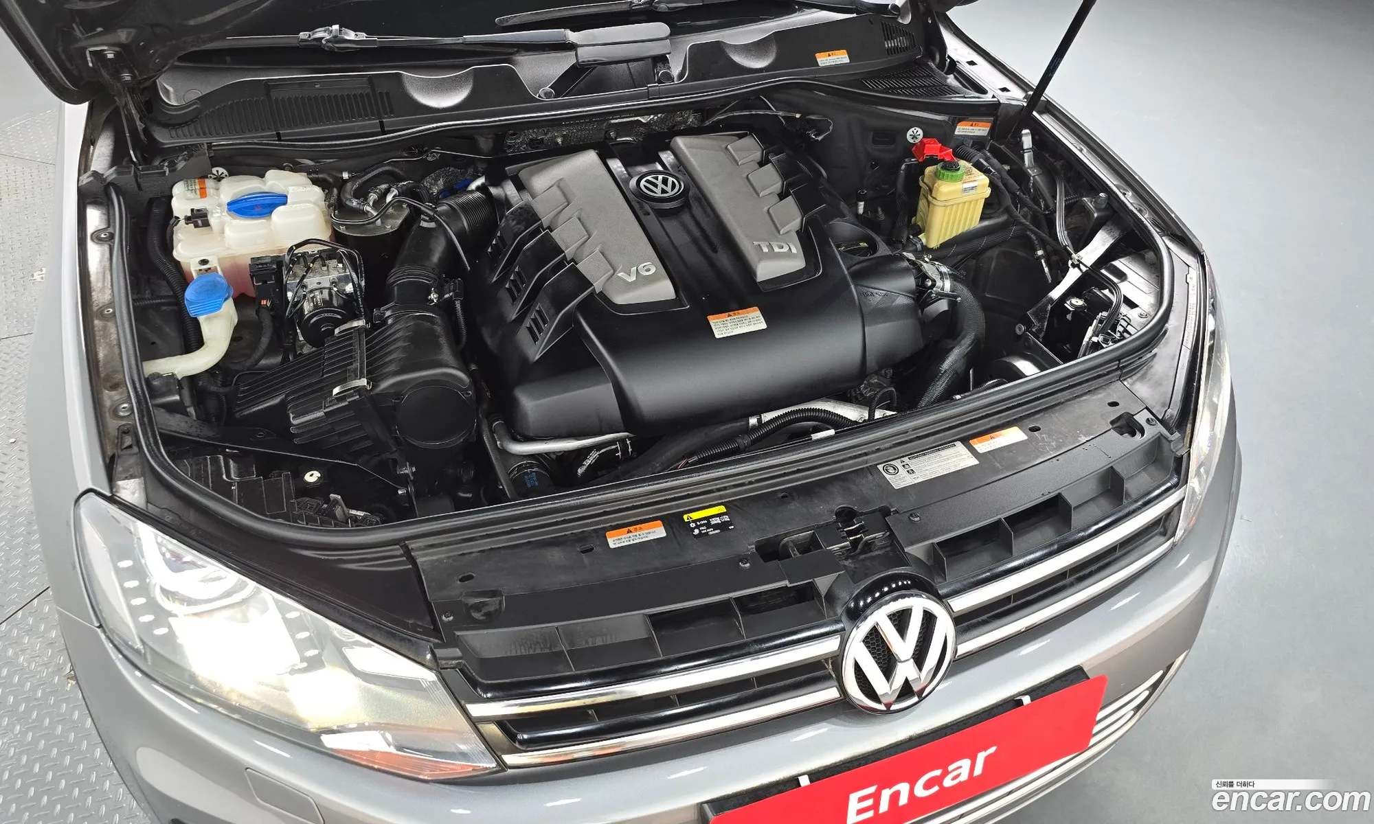 Volkswagen Touareg 2014 — 35