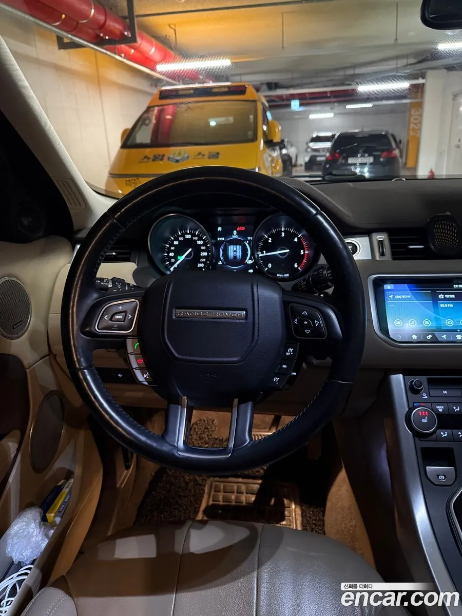 Land Rover Range Rover Evoque 2017 — 3