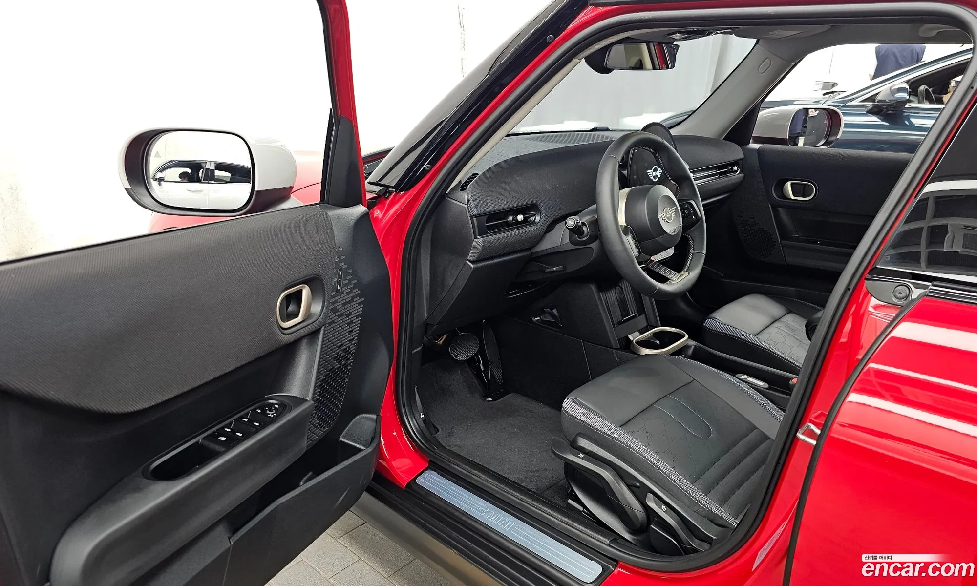 Mini Cooper C 2025 WMW61GD09S2X55789 — 4